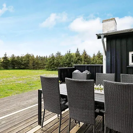 6 Person Holiday In *
